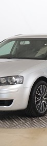 Audi A3 II (8P) , Salon Polska, Xenon, Klimatronic, Tempomat,-3