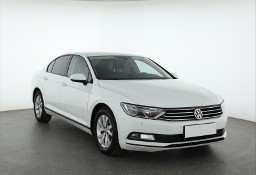 Volkswagen Passat B8 , Salon Polska, VAT 23%, Klimatronic, Tempomat, Parktronic