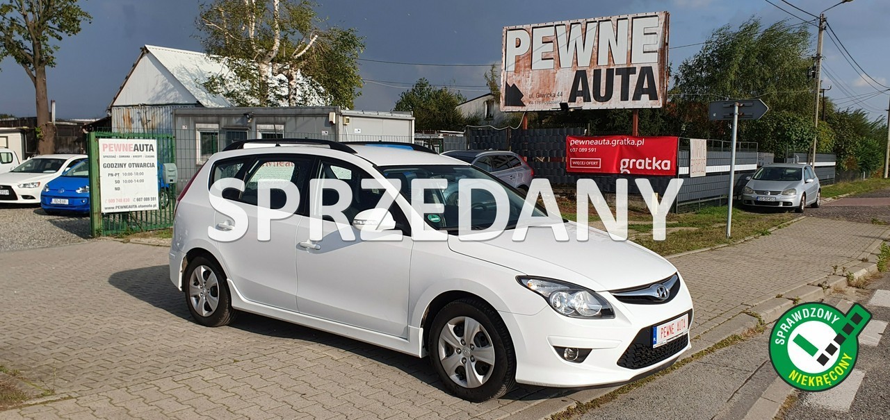 Hyundai i30 I 1 właściciel/B. Zadbany/Klima sprawna/Hak/10 poduszek/Bezwypadkowy