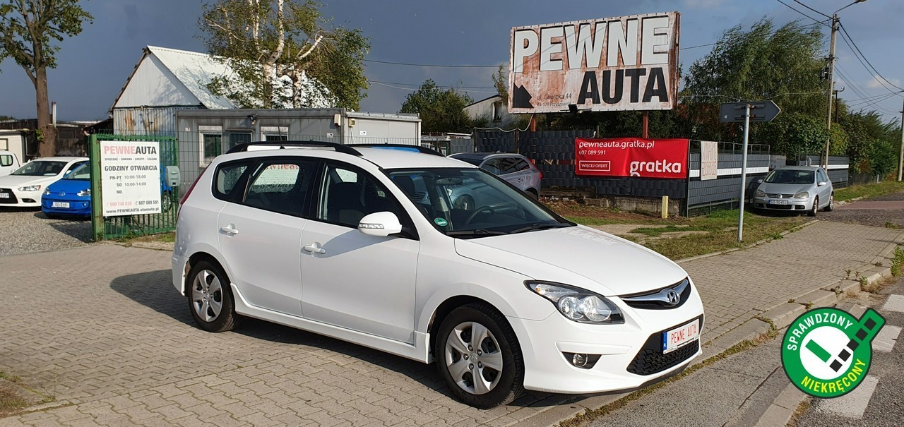 Hyundai i30 I 1 właściciel/B. Zadbany/Klima sprawna/Hak/10 poduszek/Bezwypadkowy