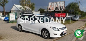 Hyundai i30 I 1 właściciel/B. Zadbany/Klima sprawna/Hak/10 poduszek/Bezwypadkowy