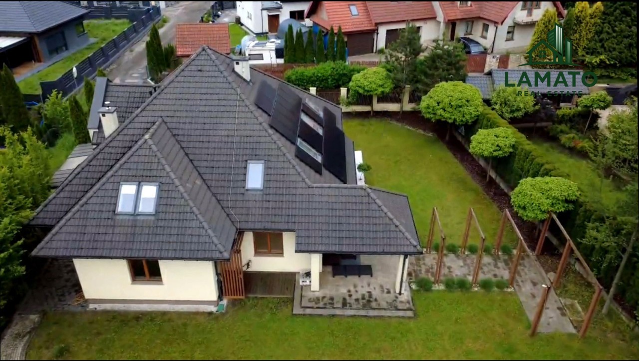 Dom wolnostojący 198 m² Kraków, z wyposażeniem, stan idealny - działka 8,5 ar – pohled 2