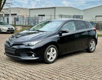 Toyota Auris II TOYOTA AURIS HYBRID 1.8 Benzyna 99KM
