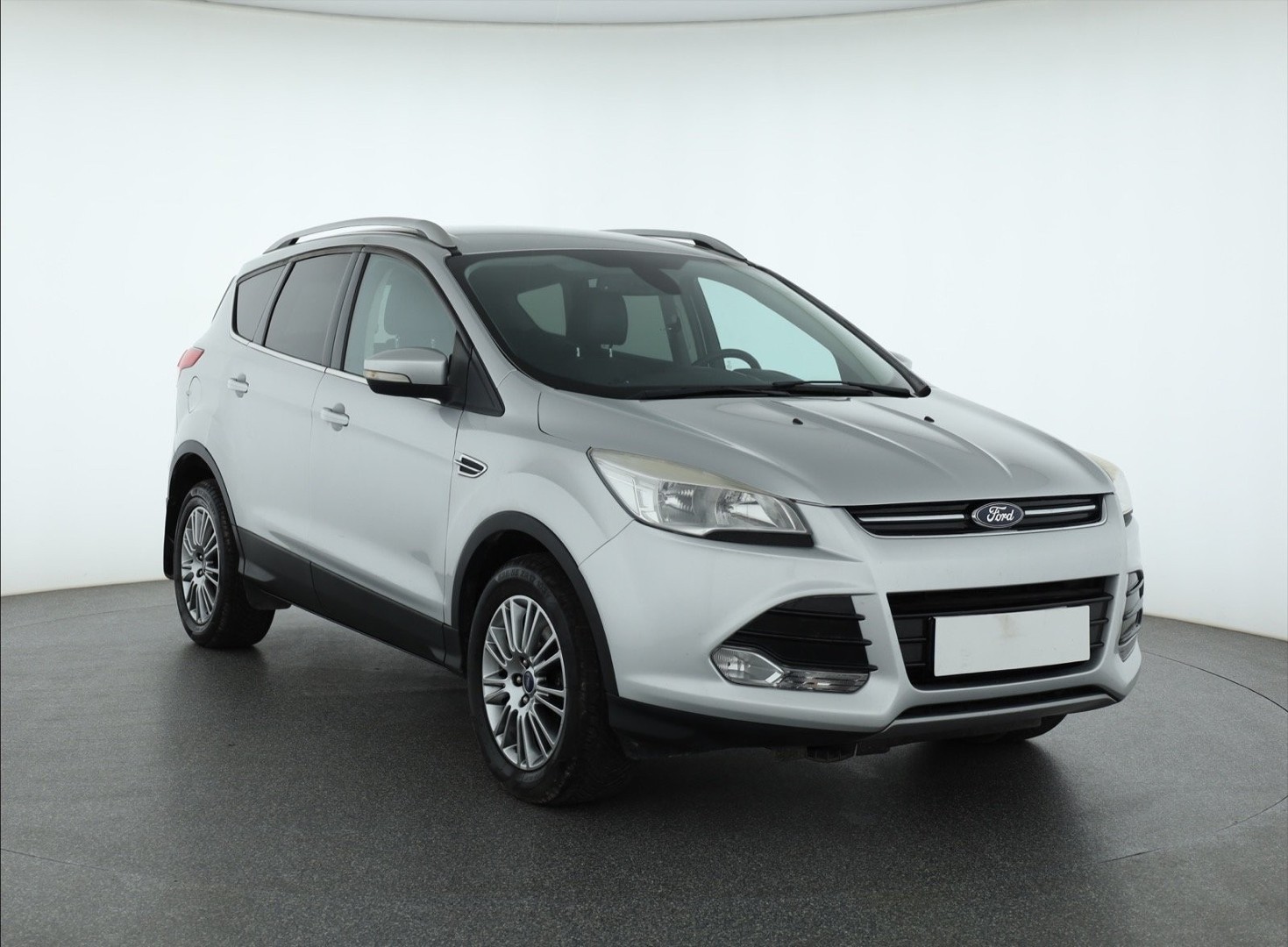 Ford Kuga , Skóra, Navi, Klimatronic, Tempomat, Parktronic