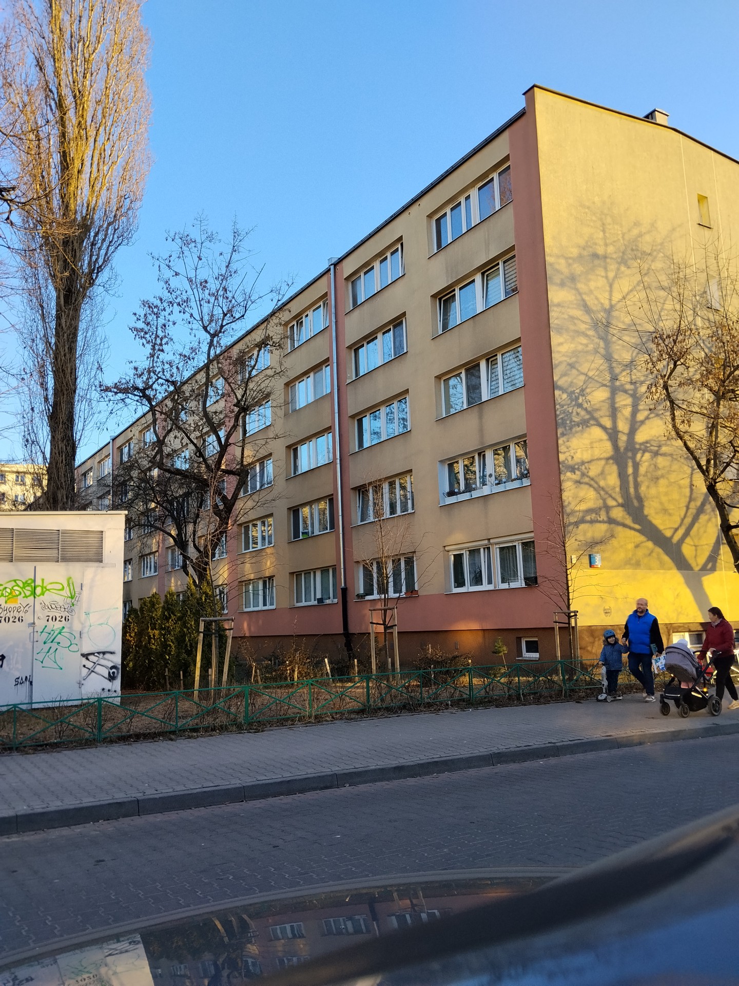 Trzypokojowe rozkładowe przy metrze, Przytykmazowieckie