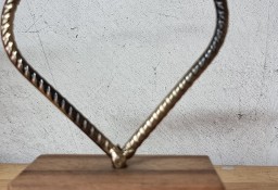 Dekoracja serce z drutu stalowego