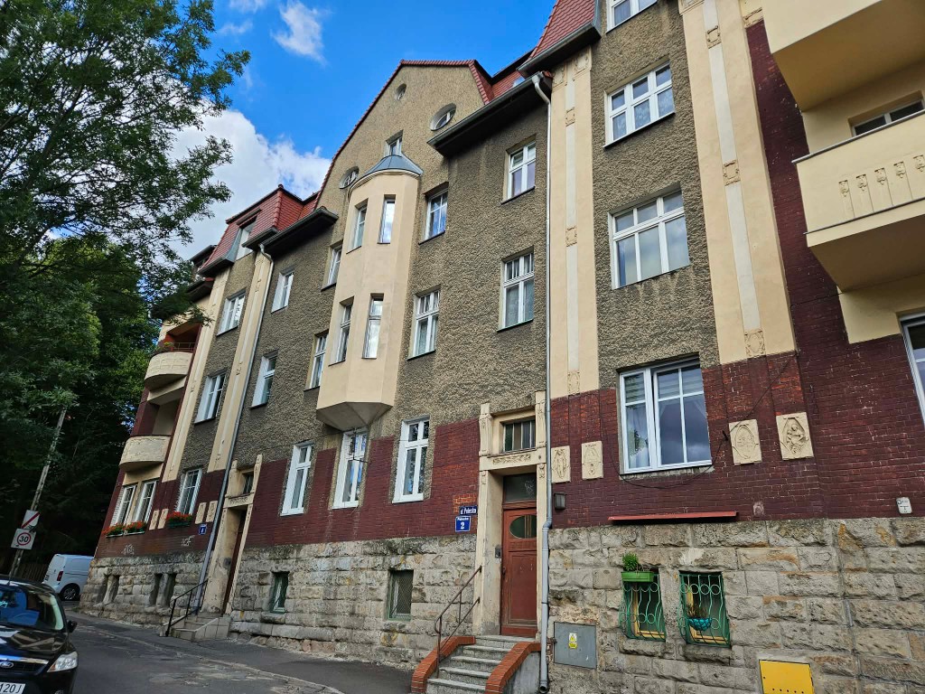 Przestronne 4 pokoje z balkonem | Gazowe C.O | Spokojna okolica | Blisko uczelni