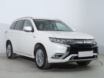 Mitsubishi Outlander III , Salon Polska, Serwis ASO, Automat, VAT 23%, Skóra,