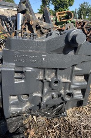 Fendt 413 414 415 - obudowa skrzyni biegów M404100050021 404100050021-2