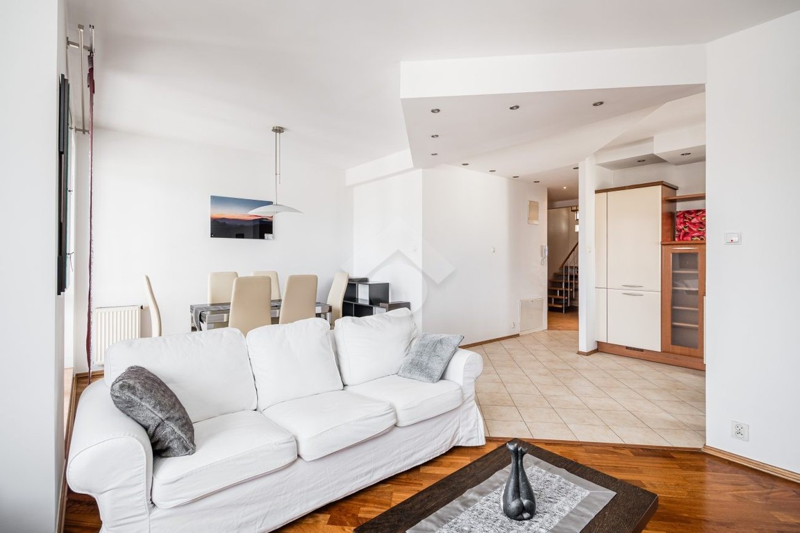 Przestronne mieszkanie 96 m² - 3 pokoje - 2 poziomy - Os. Podwawelskie - Kraków - Widok 2
