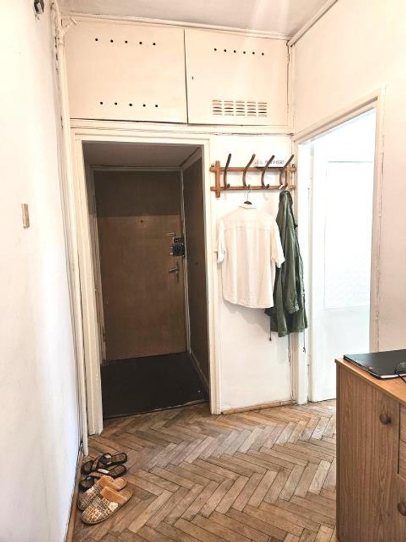 WYSOKIE JASNE DWA POKOJE Z BALKONEM I GARAŻEM - Więcej