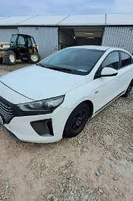 Hyundai Ioniq-2