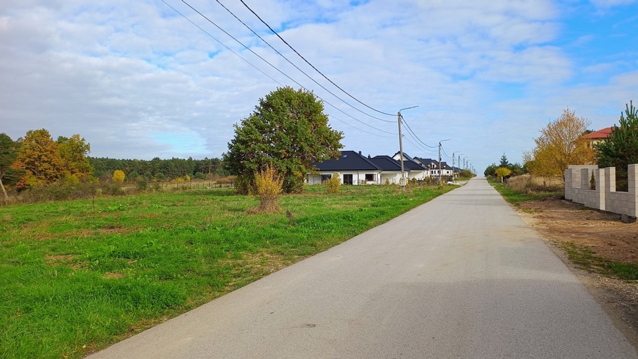 Atrakcyjna działka budowlana w Bilczy – pohled 4