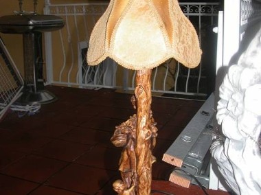  stara lampa -lampka figuralna z abażurem-1