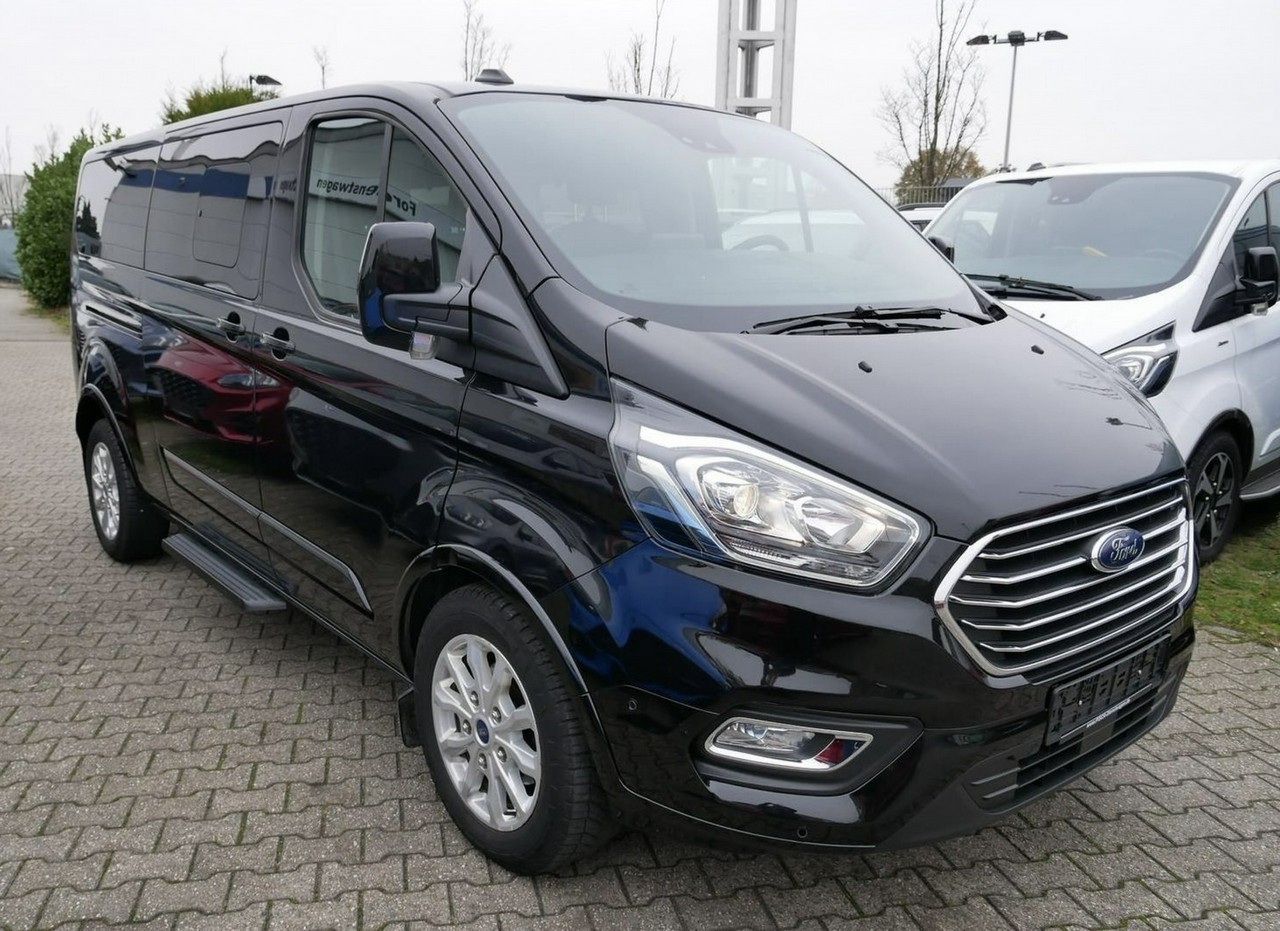 Ford T Tourneo Custom Custom AUTOMAT 8-OSÓB aluminiowe koła skóry podgrzewane