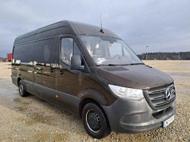 Mercedes-Benz Sprinter-1