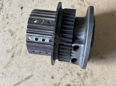 Claas Axion 830 Kosz sprzęgłowy, Obudowa łożyska, koło tryb 00 1134 326 0 00 1134 323 0-1