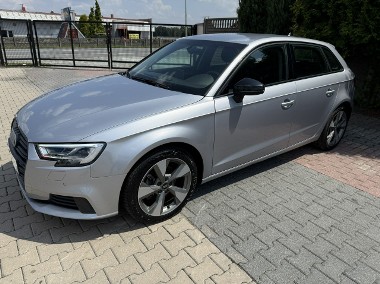 Audi A3-1