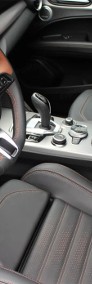 Alfa Romeo Stelvio Turbo Intensa Q4 2.0 Turbo Intensa Q4 (280KM) Lakier specjalny czerwony-4