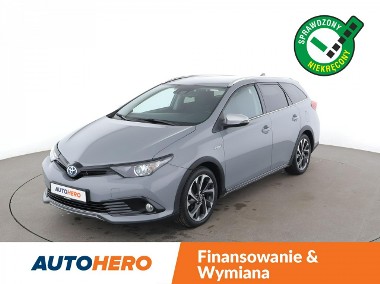 Toyota Auris II klima auto LED kamera grzane fotele-1