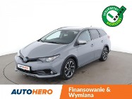 Toyota Auris II klima auto LED kamera grzane fotele