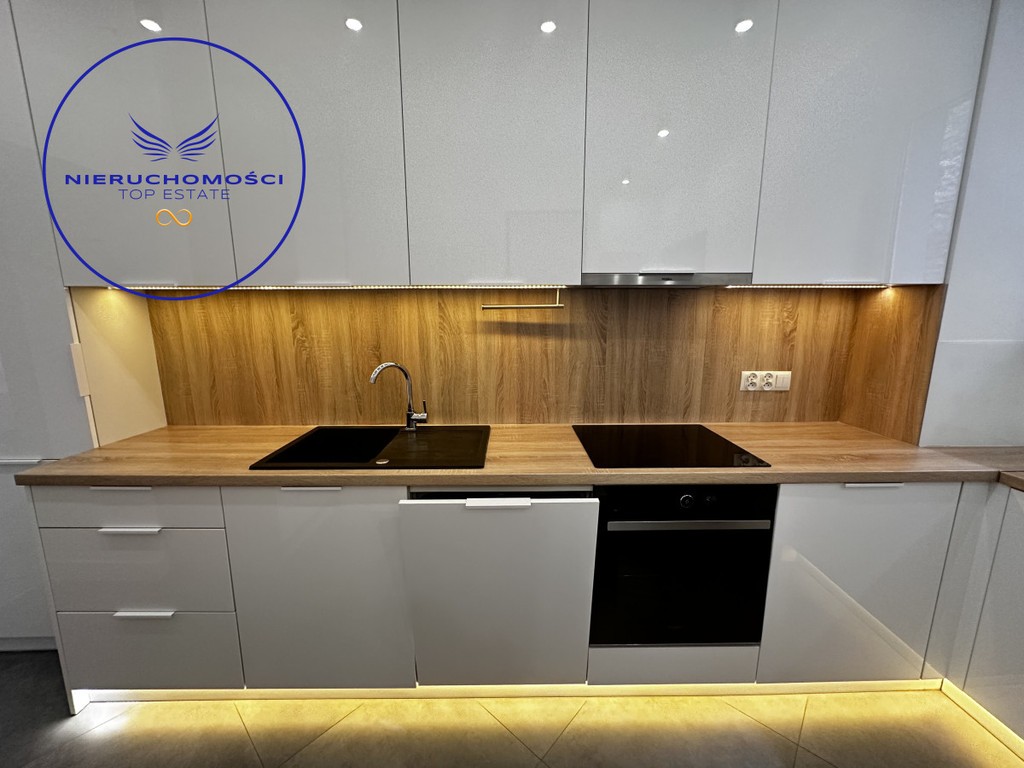 Przytulna i jasna kawalerka 35 m² na wynajem - Widok 5