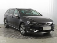 Volkswagen Passat B8 , Salon Polska, Skóra, Navi, Klimatronic, Tempomat,