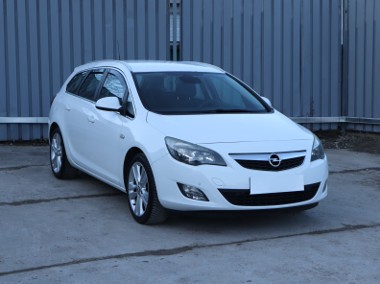 Opel Astra J , Klimatronic, Tempomat, Parktronic,ALU-1
