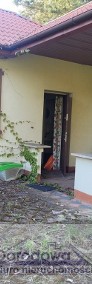 Mały domek murowany w gminie Chynów.-4