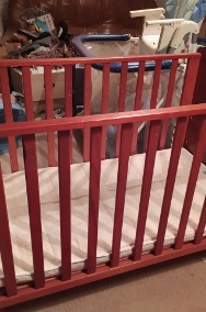 łóżeczko dla niemowlaka, drewno kolor mahoń-2