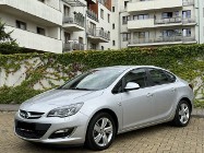 Opel Astra J 1.4 Turbo, Sedan, BDB stan, Oryginalny Lakier