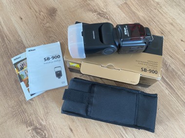 Lampa błyskowa Speedlight Nikon SB-900-1