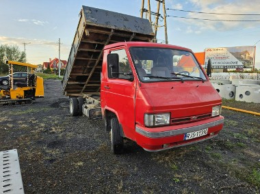 Nissan Trade