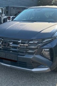 Hyundai Tucson III 1.6 T-GDi HEV Executive 2WD aut 1.6 T-GDi HEV Executive 2WD aut 239K-2