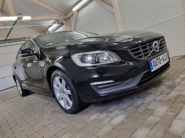 Volvo S60 II 2.0 T3 Drive-E Momentum, I właściciel, salon Polska, FV23%-1