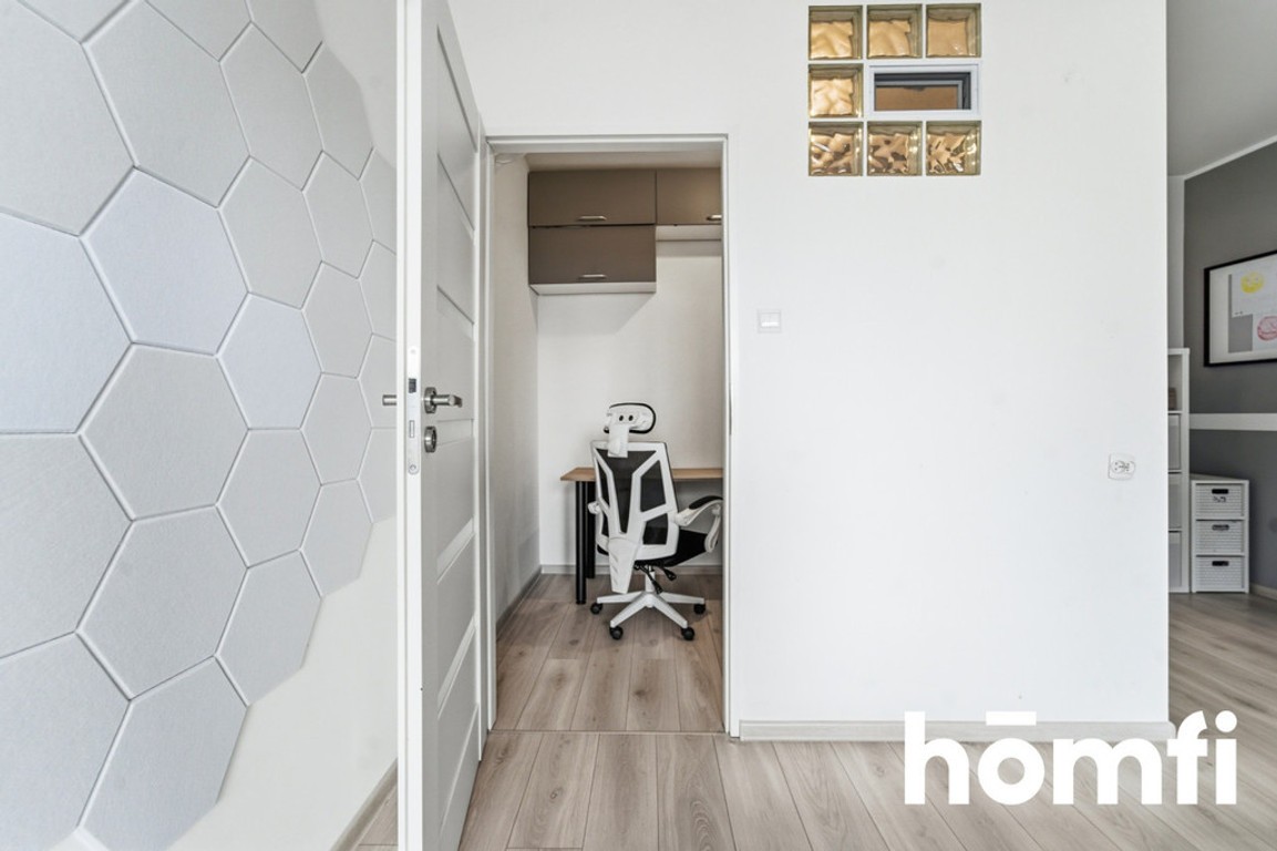 50 m² w centrum Bielska | 2 miejsca garażowe! - Widok 4