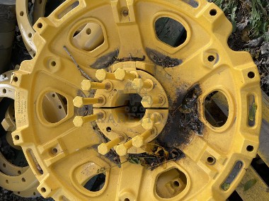 John Deere 7R350 8285R 8370R - Piasta Koła R562180 R562181-1