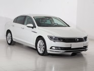 Volkswagen Passat B8 , Automat, Skóra, Navi, Klimatronic, Tempomat, Parktronic,