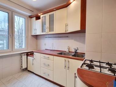 <p>Mieszkania sprzedaż IIp. 3 pokoje balkon Hubala</p>-1