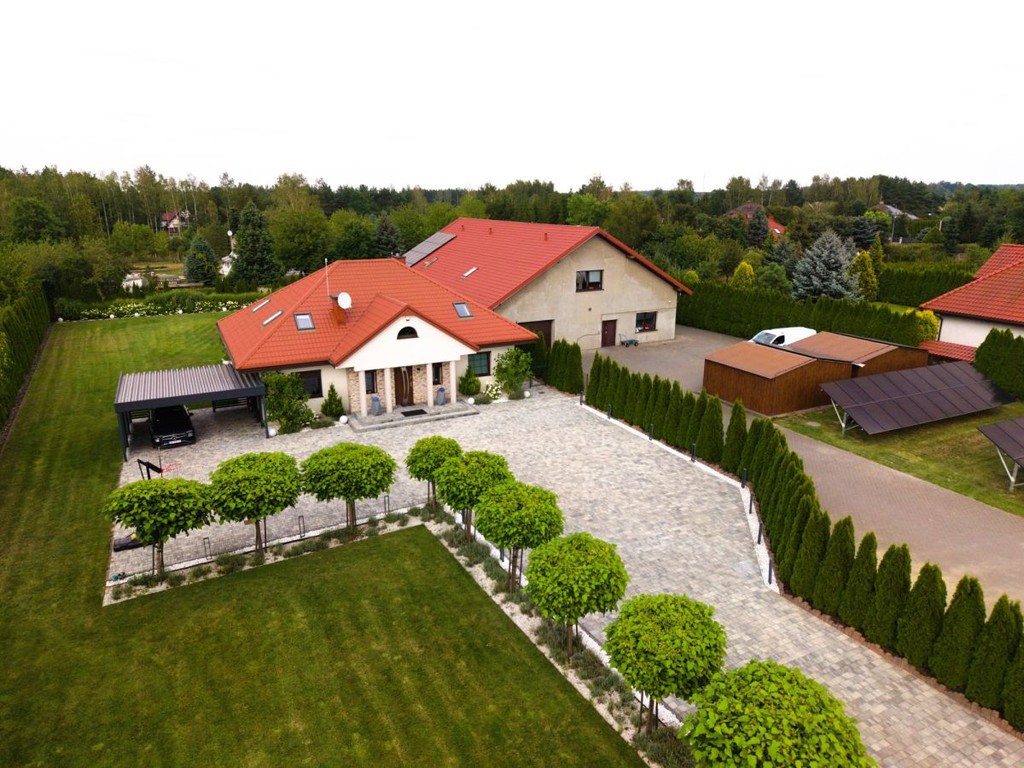 Azyl Premium: Klima, basen 3x8m2 + Obiekt 560 m²