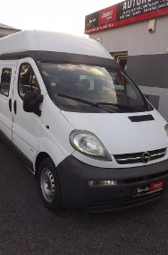 Opel Vivaro-2