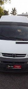 Opel Vivaro-3