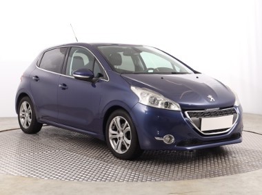 Peugeot 208 , Salon Polska, Navi, Klimatronic, Tempomat, Parktronic-1