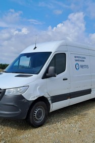 Mercedes-Benz Sprinter-2