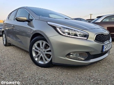 Kia Cee'd II-1