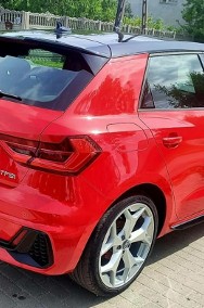 Audi A1 I (8X) Aud a 1 3.0 TFSi S line-2