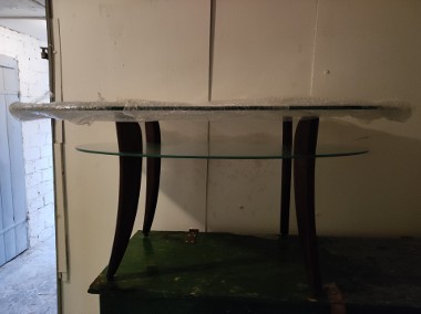 Owalny stół do salonu-1