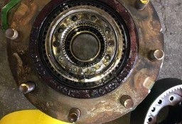 John Deere 6810 - Półoś