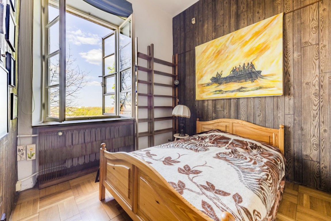 Okazja STARÓWKA, 3 pok 2 piętro, 63 m², 3,5m wys. - Więcej