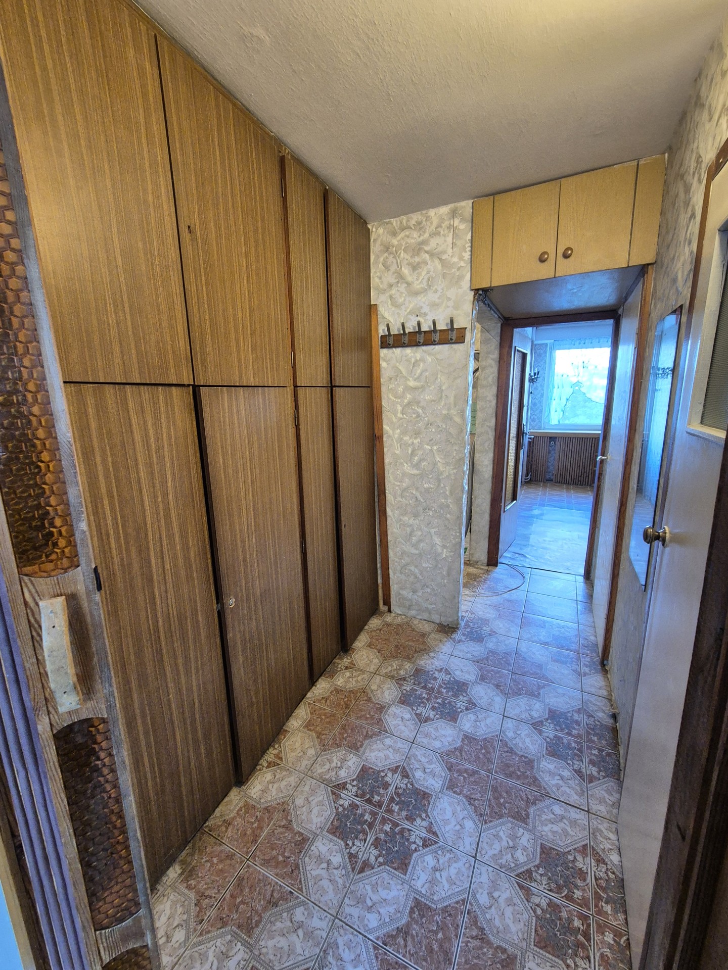 Trzypokojowe mieszkanie 54,66 m² do remontu i własnej aranżacji – pohled 6